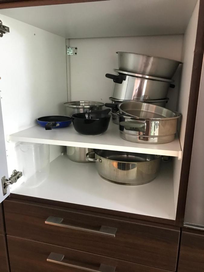 Grosse & Voll Ausgestattete Apartments, Studios, Doppelzimmer, Workspace, Parkplatz, Netflix, Prime & Schnelles Wifi In Ruhiger Lage Mit Garten Rudolstadt Ngoại thất bức ảnh
