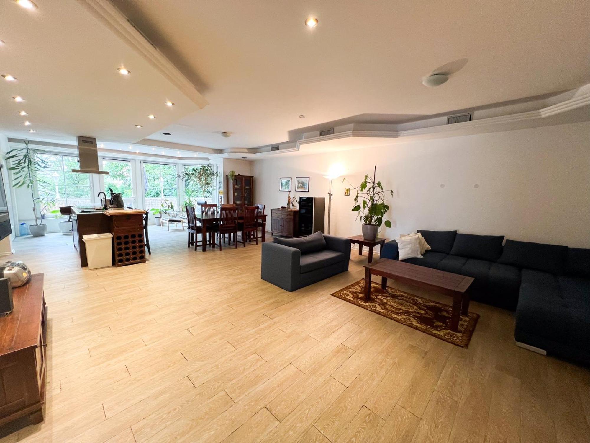 Grosse & Voll Ausgestattete Apartments, Studios, Doppelzimmer, Workspace, Parkplatz, Netflix, Prime & Schnelles Wifi In Ruhiger Lage Mit Garten Rudolstadt Ngoại thất bức ảnh
